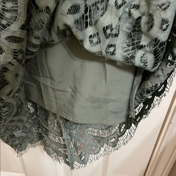 Cocktail Dress, Sleeves
Military green
Size M - Picture 13 of 14